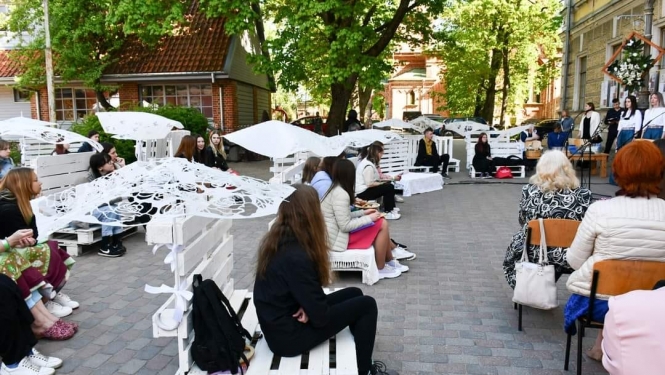 Publicitātes foto